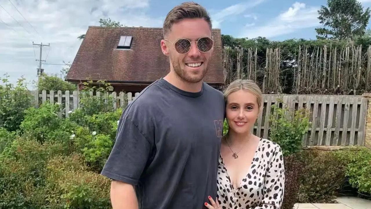 Phil Salt Wife & Girlfriend Name