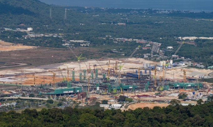 Phu Quoc International airport expansion project under construction. Photo courtesy of Sun Group