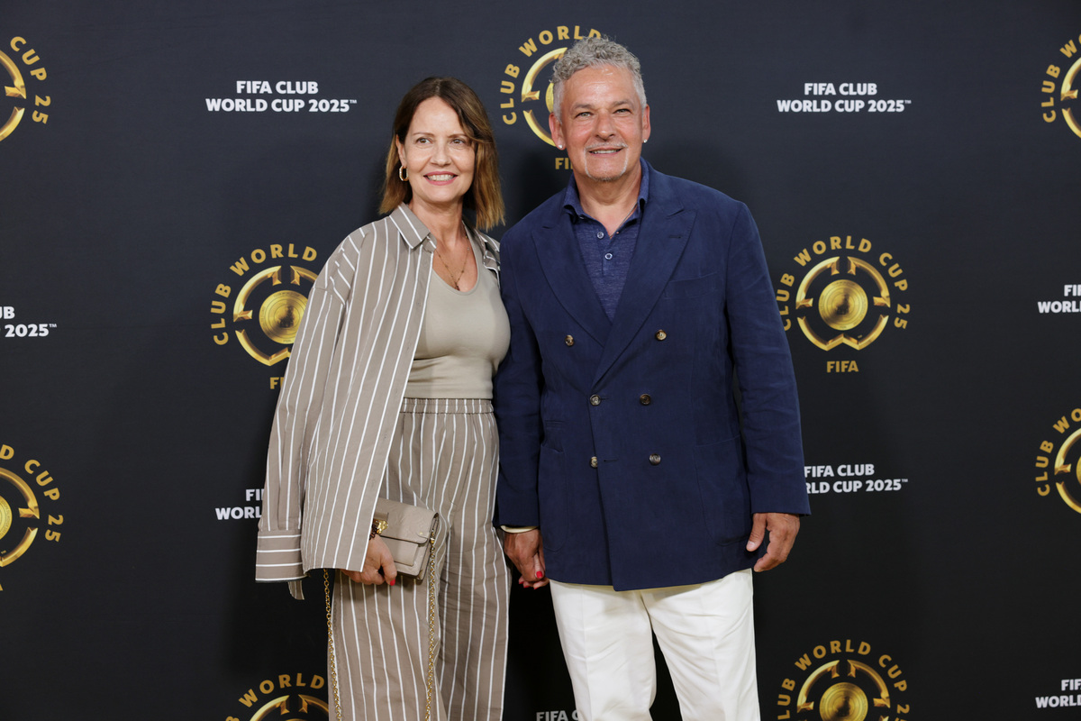 MIAMI GARDENS, FLORIDA - JUNE 14: (L-R) Andreina Fabbi and Roberto Baggio attend the FIFA Club World Cup 2025 group A match between Al Ahly FC and Internacional CF Miami at Hard Rock Stadium on June 14, 2025 in Miami Gardens, Florida. (Photo by Alekandra London/Getty Images)