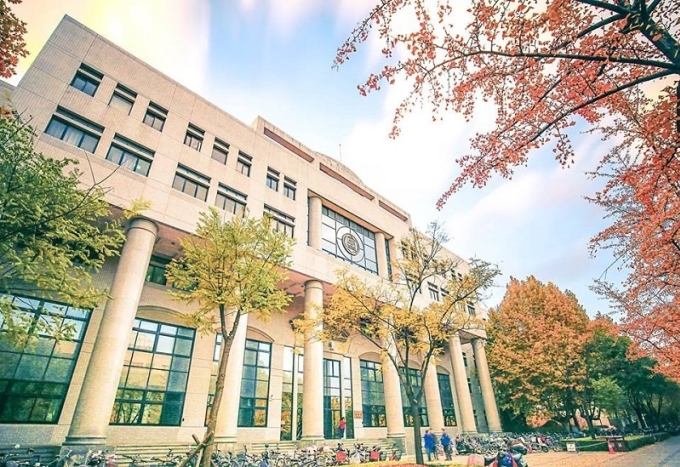 The School of Law at Tsinghua University. Photo courtesy of Tsinghua University
