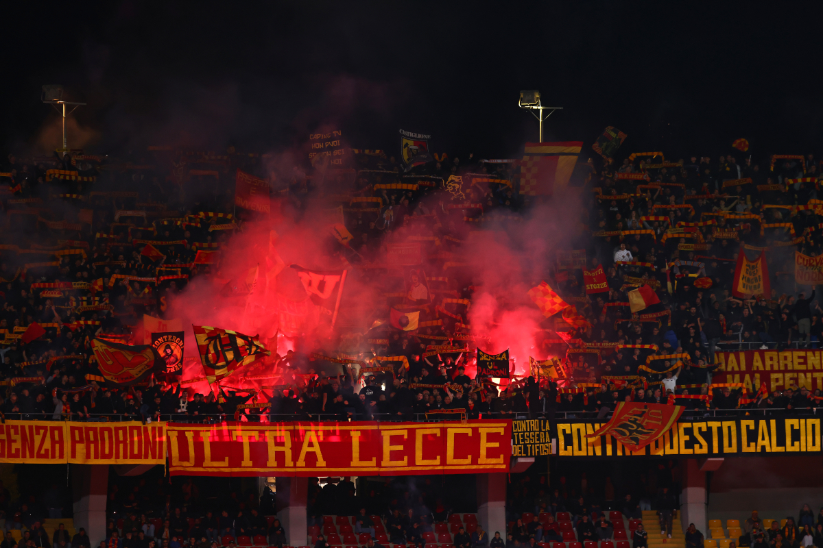 LECCE, ITALY - APRIL 20: Fans of US Lecce during the Serie A match between US Lecce and ACF Fiorentina at Stadio Via del Mare on April 20, 2026 in Lecce, Italy. (Photo by Maurizio Lagana/Getty Images)