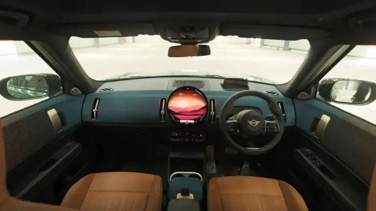 mini-countryman-interior