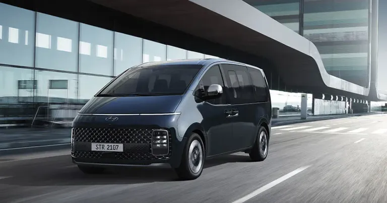 hyundai staria mpv