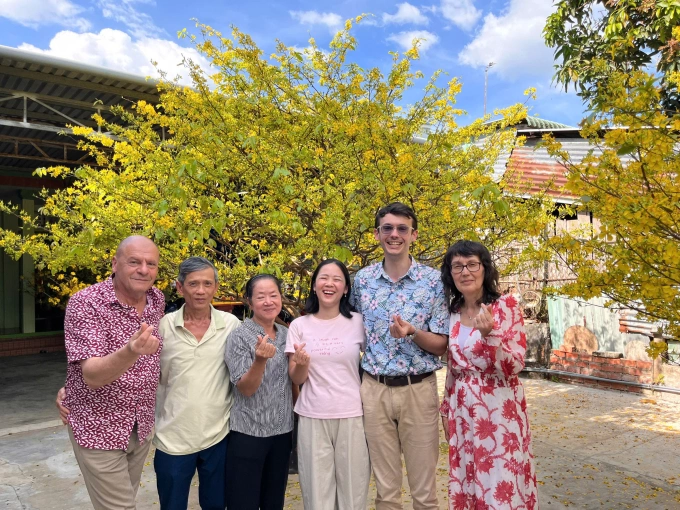 Mr. Francois' family took a photo with his in-laws during Tet, February 2026. Photo: Provided by the character