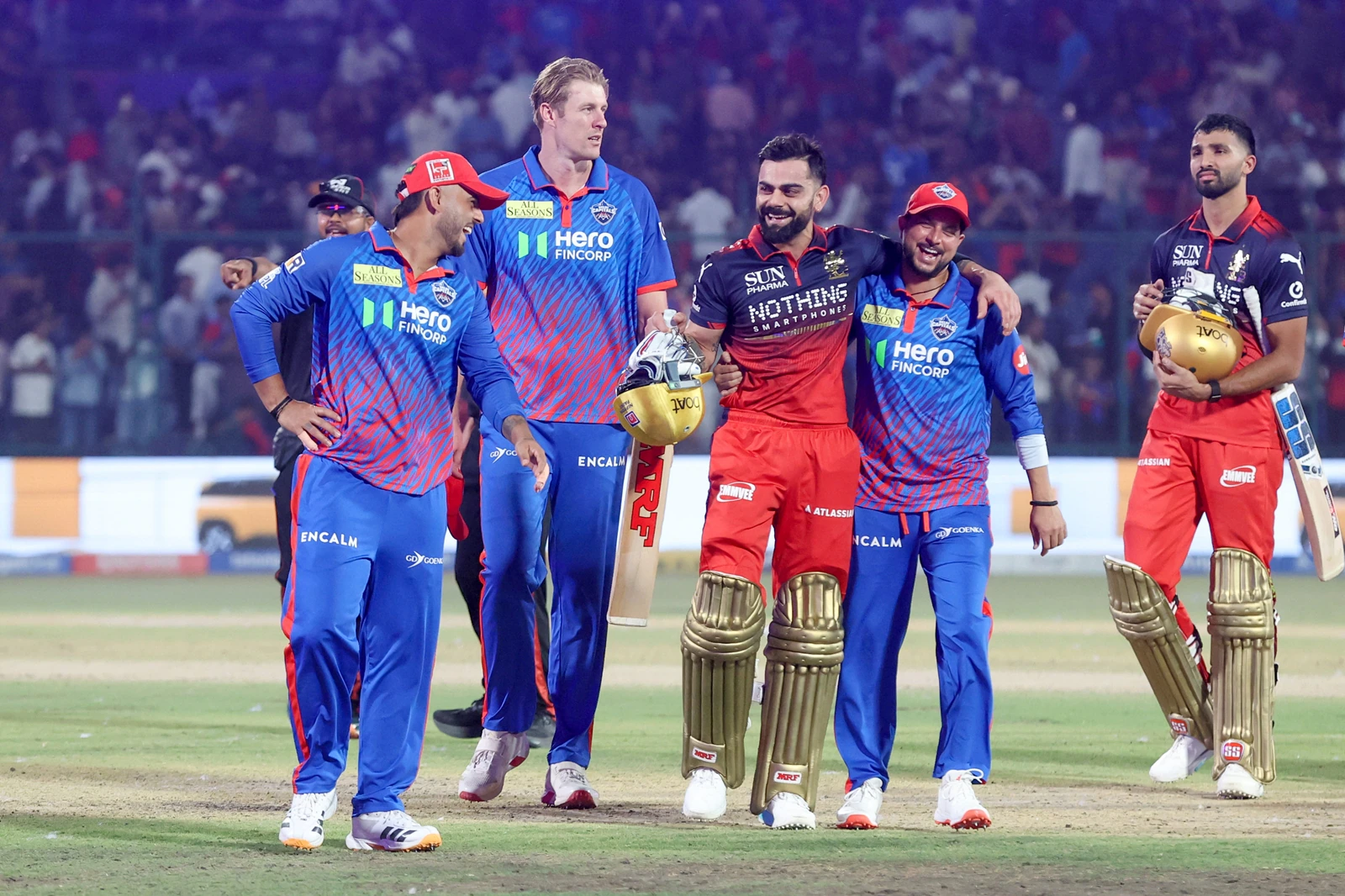 Virat Kohli's presence looms so large over this fixture that it needed something truly special to steal the spotlight away from him as Royal Challengers Bengaluru made their way to the Feroz Shah Kotla on Monday. (BCCI/Creimas Photo) 