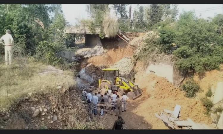 collapsed bridge