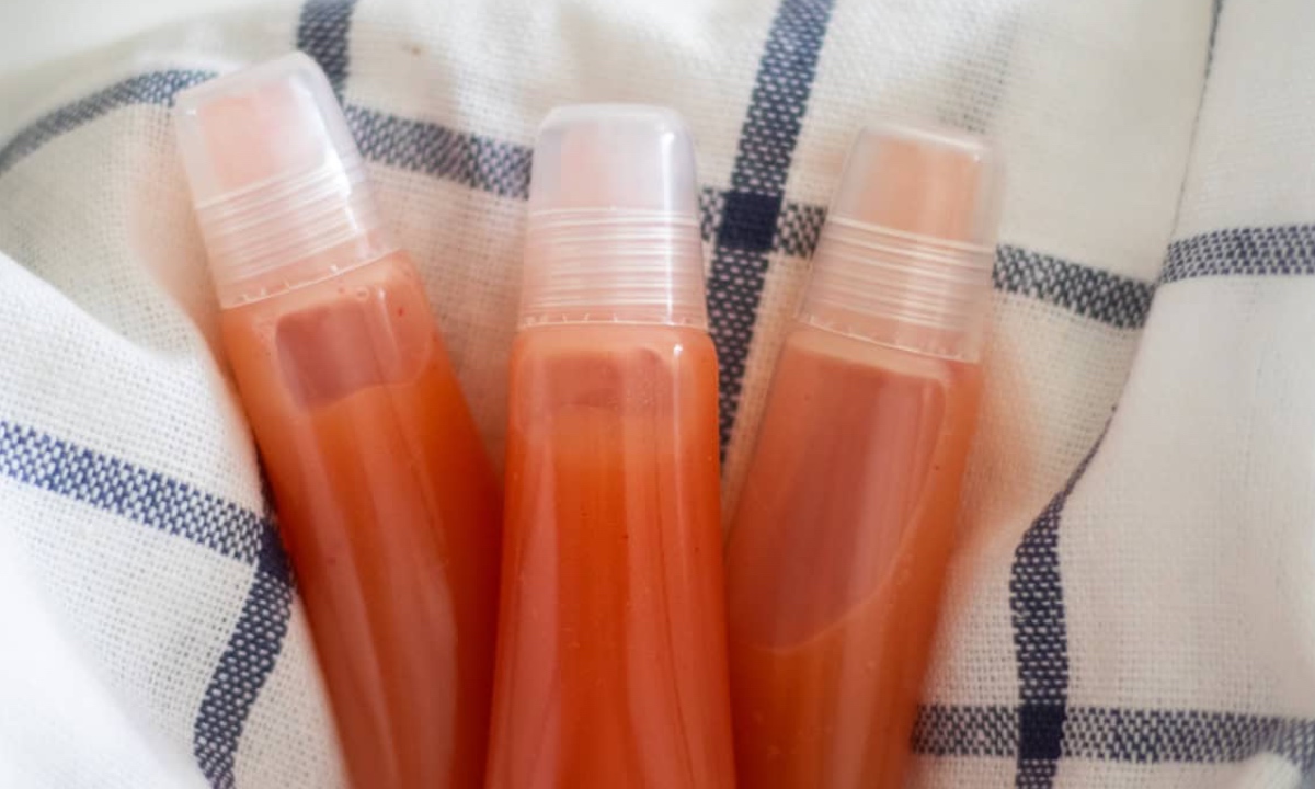 DIY Lip Gloss