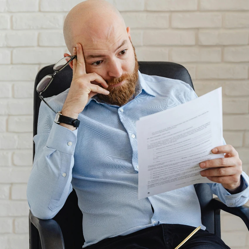 recruiter reading a resume