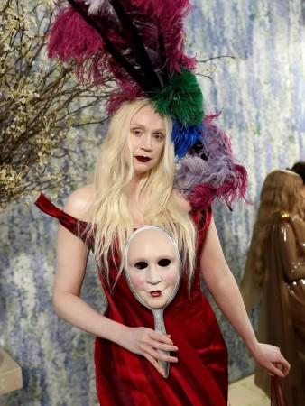 Met Gala 2026: Heidi Klum's look reminds fans of Hrithik's Dhoom 2, Katy Perry's AI mask, Eileen Gu's live bubble dress; fans ask 'Art or Halloween?'