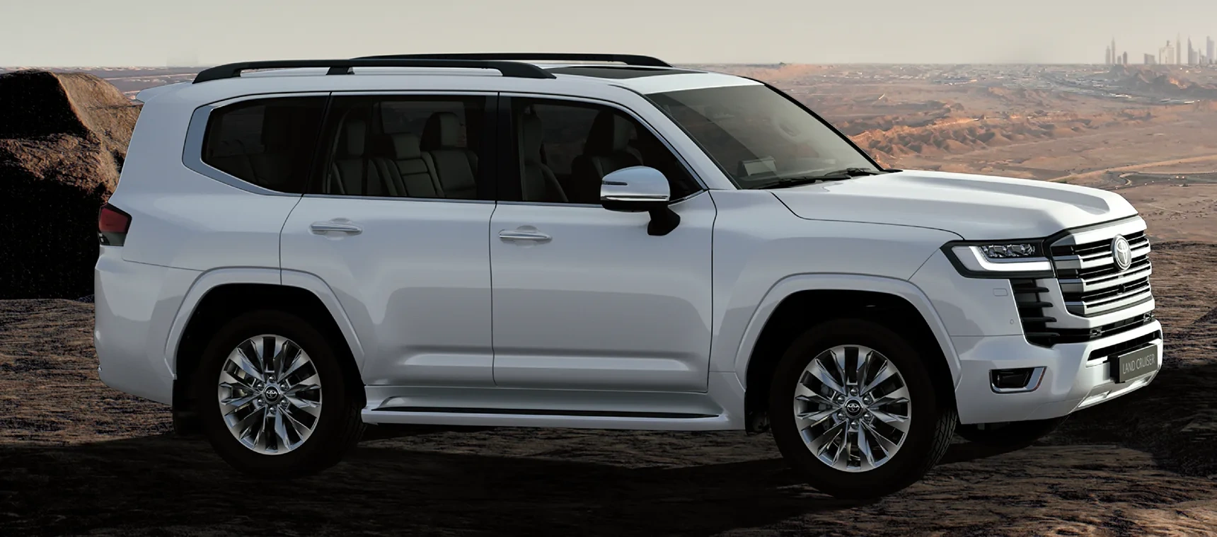 toyota land cruiser 300 exterior side view