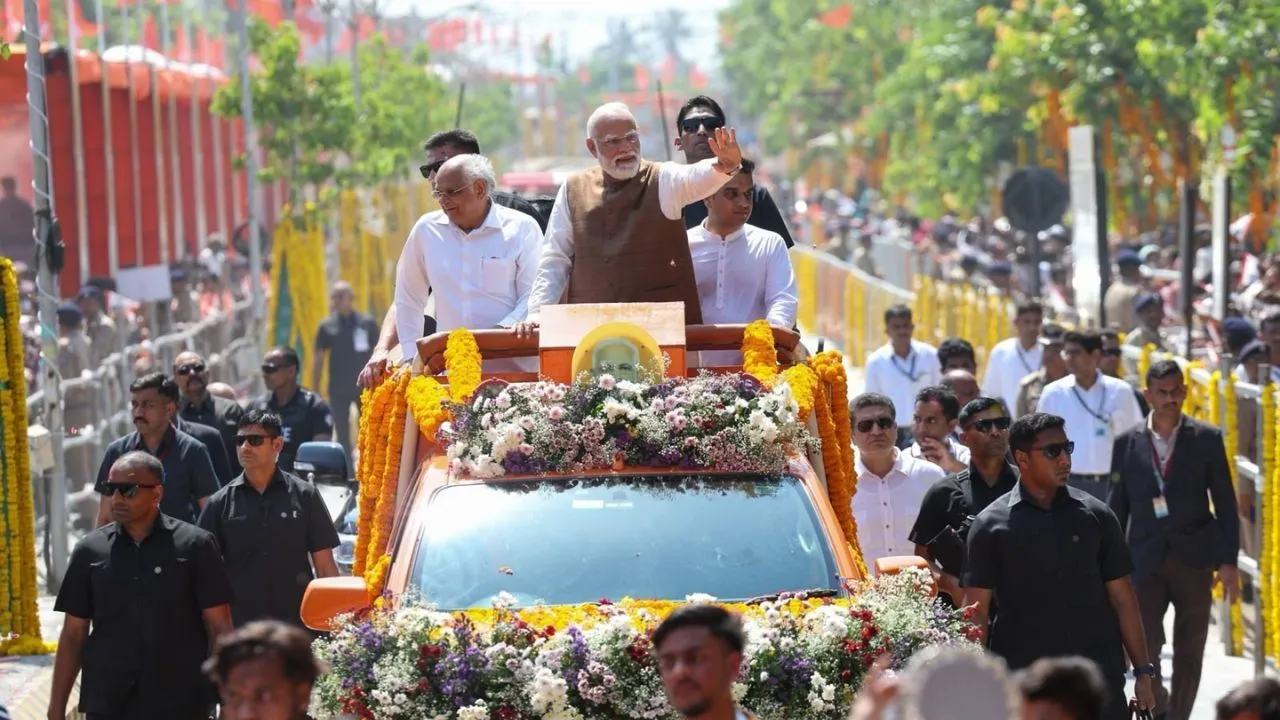 pm modi rally in gujarat