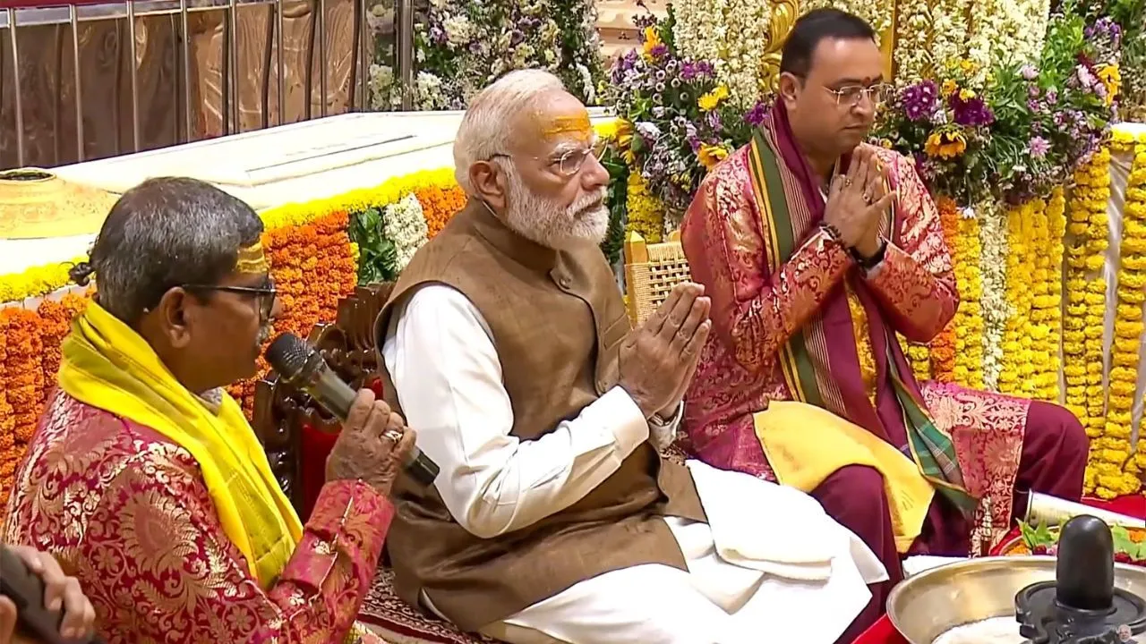 pm modi kumbhabhishek