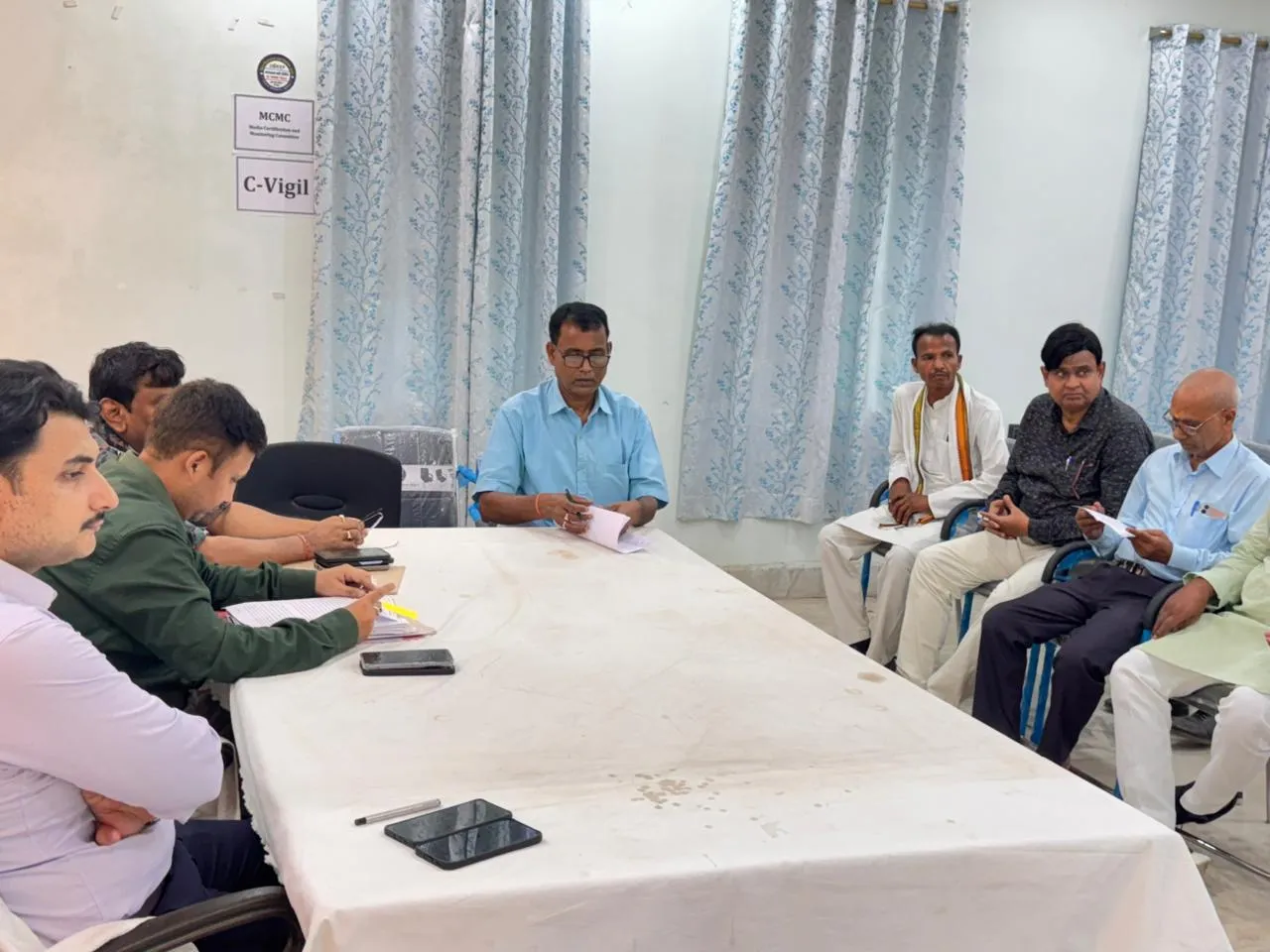Silence spread in the peace committee meeting