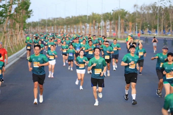 5,000 runners participated in the VM Green Paradise Can Gio race, starting from the internal roads of Vinhomes Green Paradise on May 1, 2026. Photo courtesy of VM