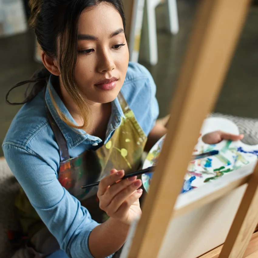 woman who left soul-sucking job to become a painter