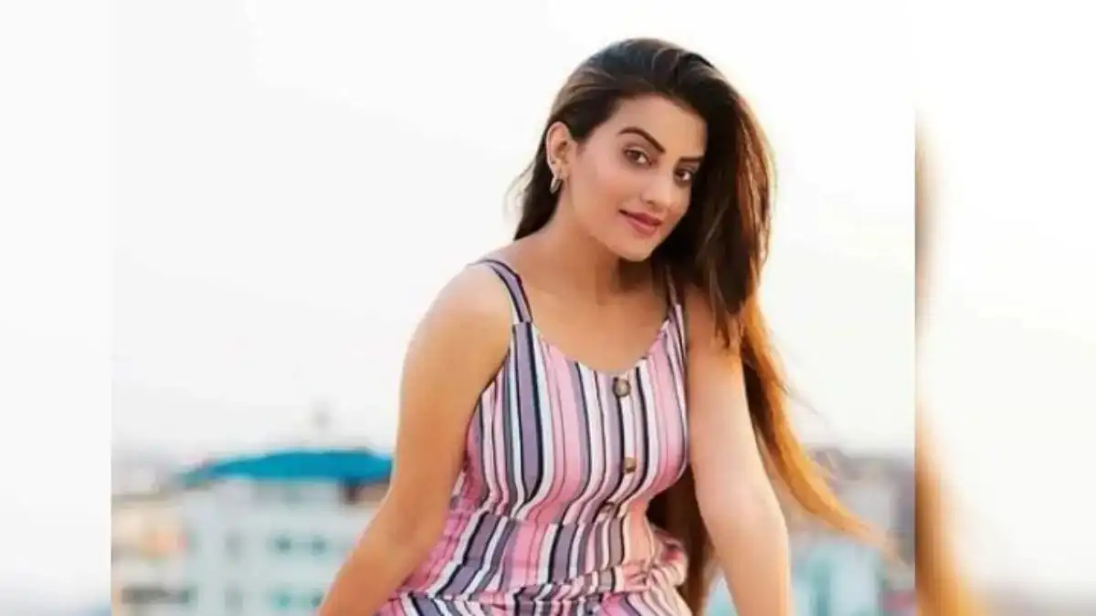 Akshara Singh's Bollywood debut: 'Ghis-Ghis' created a stir