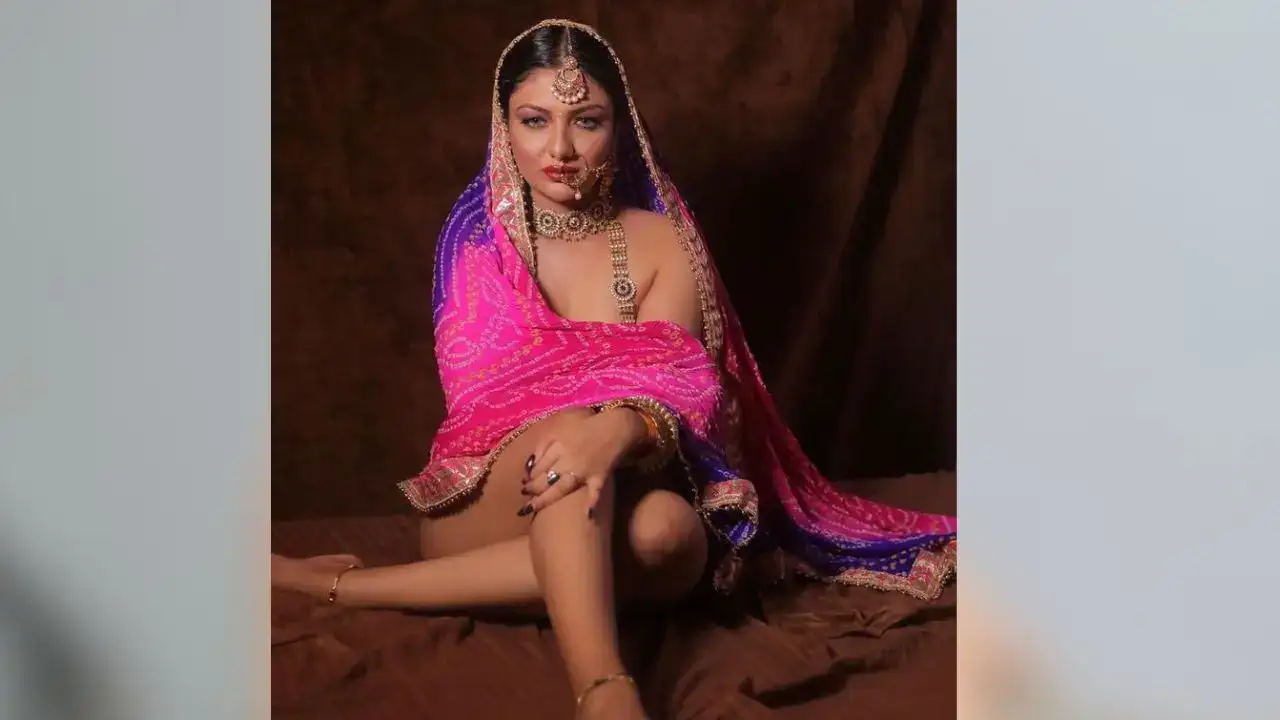 Khushi Mukherjee's bold looks created a stir on the internet