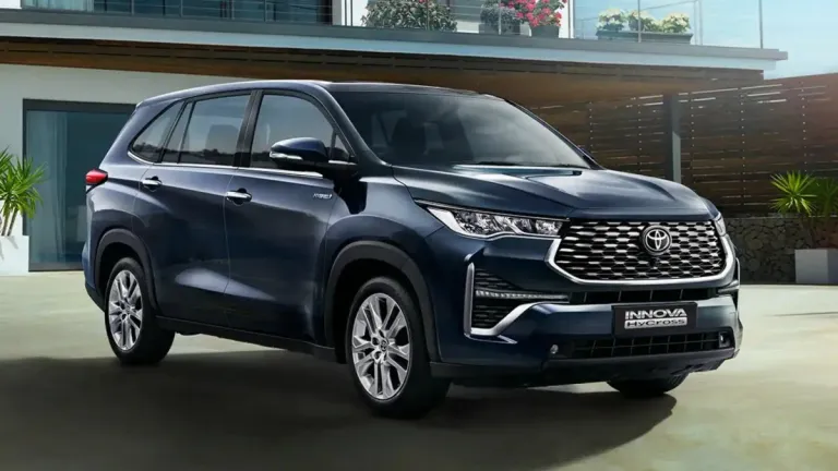 toyota-innova-hycross