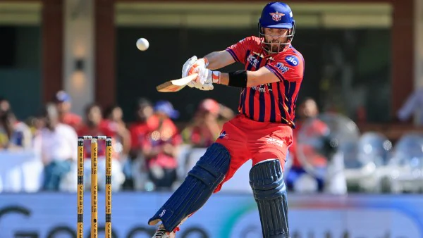 Josh Inglis in action during CSK vs LSG. (CREIMAS FOR IPL)