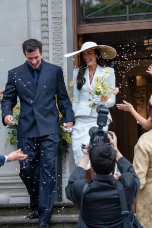 Dua Lipa ditches traditional bridal look, marries Callum Turner in chic ivory skirt suit Dua Lipa ditches traditional bridal look, marries Callum Turner in chic ivory skirt suit