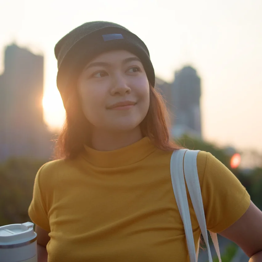 people who can wait in line without having a tantrum usually excel at 5 things an impatient person finds exceptionally hard woman accepts waiting is part of life