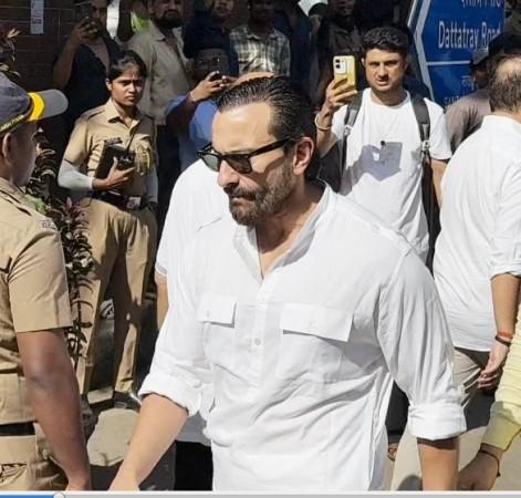 Pahlaj Nihalani's last rites: Varun Dhawan touches Govinda's feet, hugs him; Farhan Akhtar, Malaika Arora attend cremation