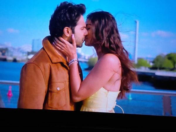 Hai Jawaani Toh Ishq Hona Hai review: Varun Dhawan juggles between wife Mrunal - GF Pooja; Jimmy Shergill-Mouni Roy's chemisty is simply wow