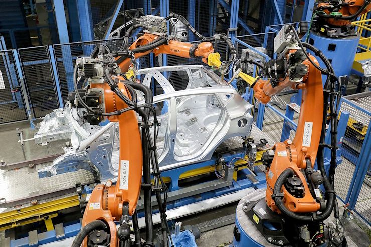 robots assembling cars factory robots assembling cars factory
