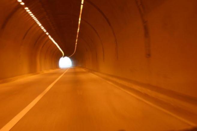 Tunnel