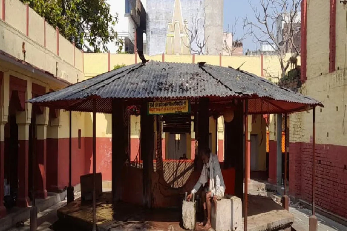 Kashi Dhanvantari believed to possess therapeutic properties
