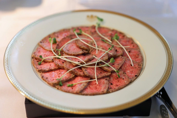 Pan-seared Wagyu beef served to guests at the event. Photo by Read/Quynh Tran