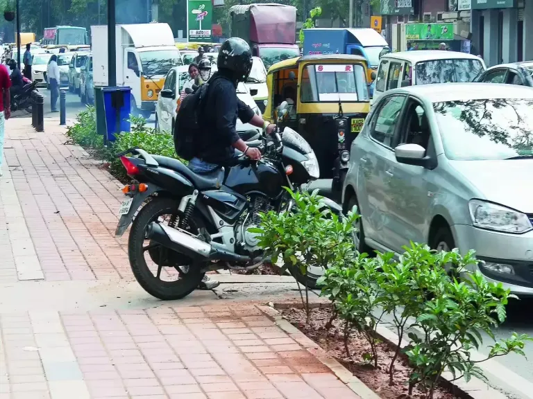 supreme court of india right to footpath.jpg supreme court of india right to footpath.jpg