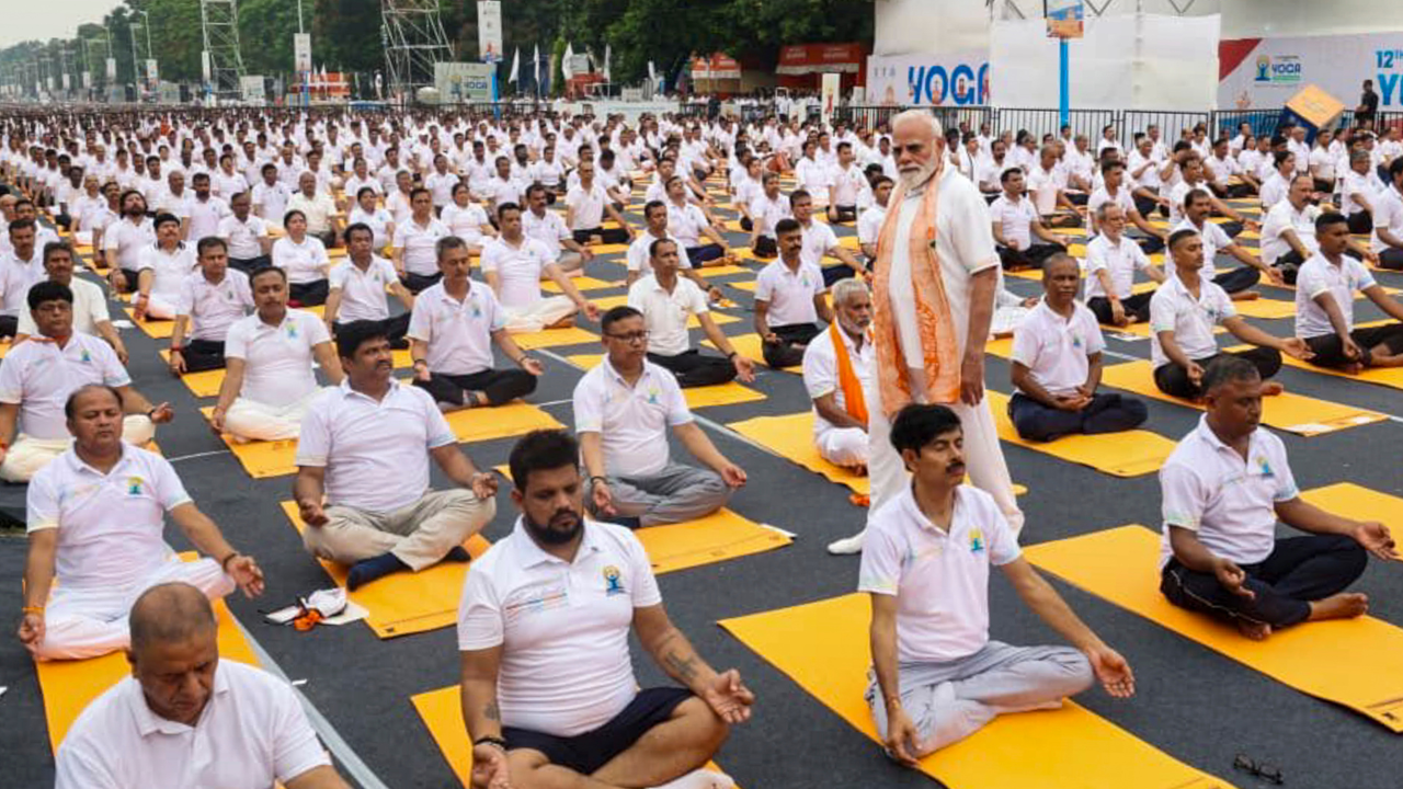 MUSKAN DIXIT - 12th International Yoga Day amrit vichar