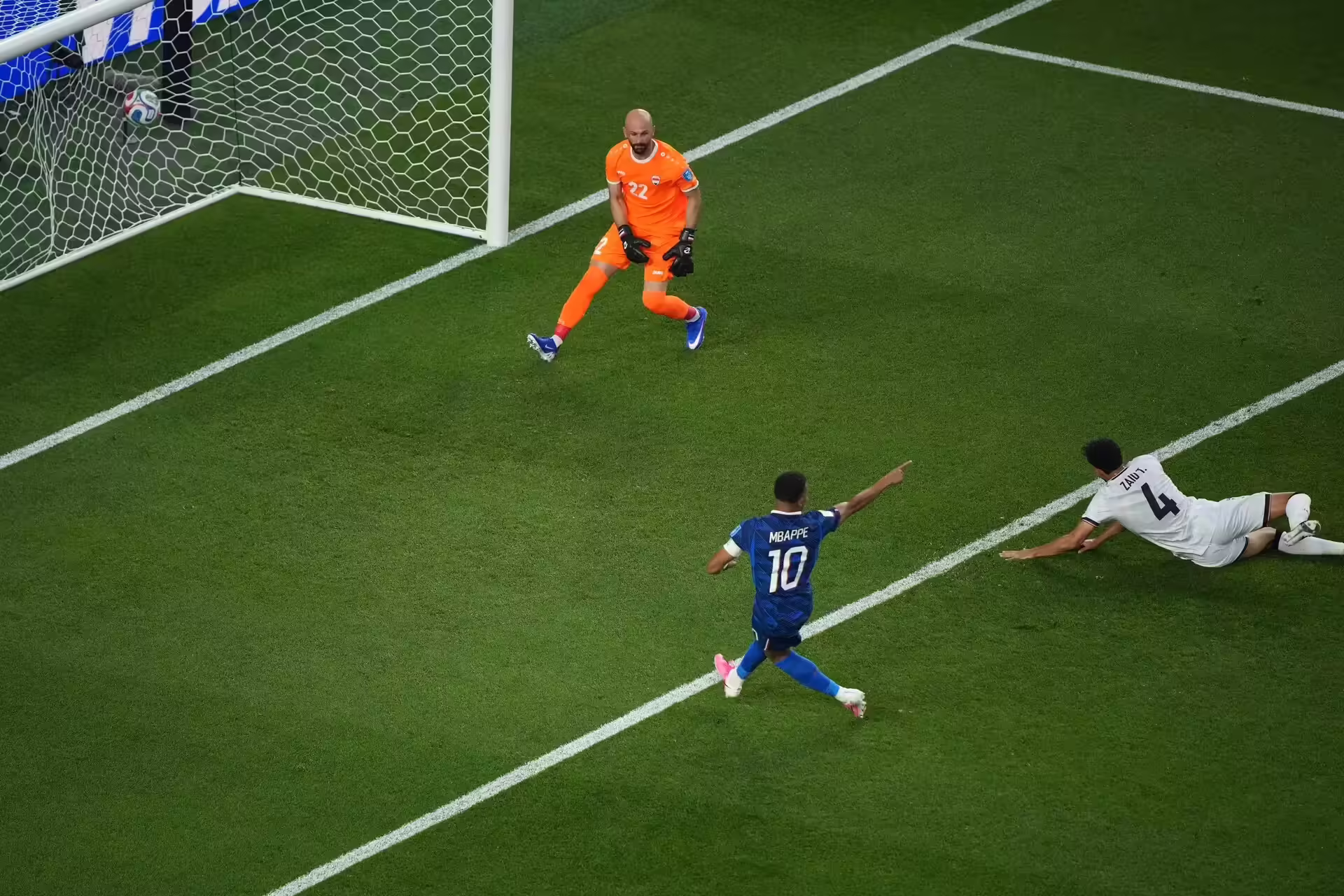 France's Kylian Mbappe (10) celebrates after scoring his side's second goal during the World Cup Group I soccer match between France and Iraq in Philadelphia, Monday, June 22, 2026. (AP Photo/Matt Rourke) Iraq France WCup Soccer