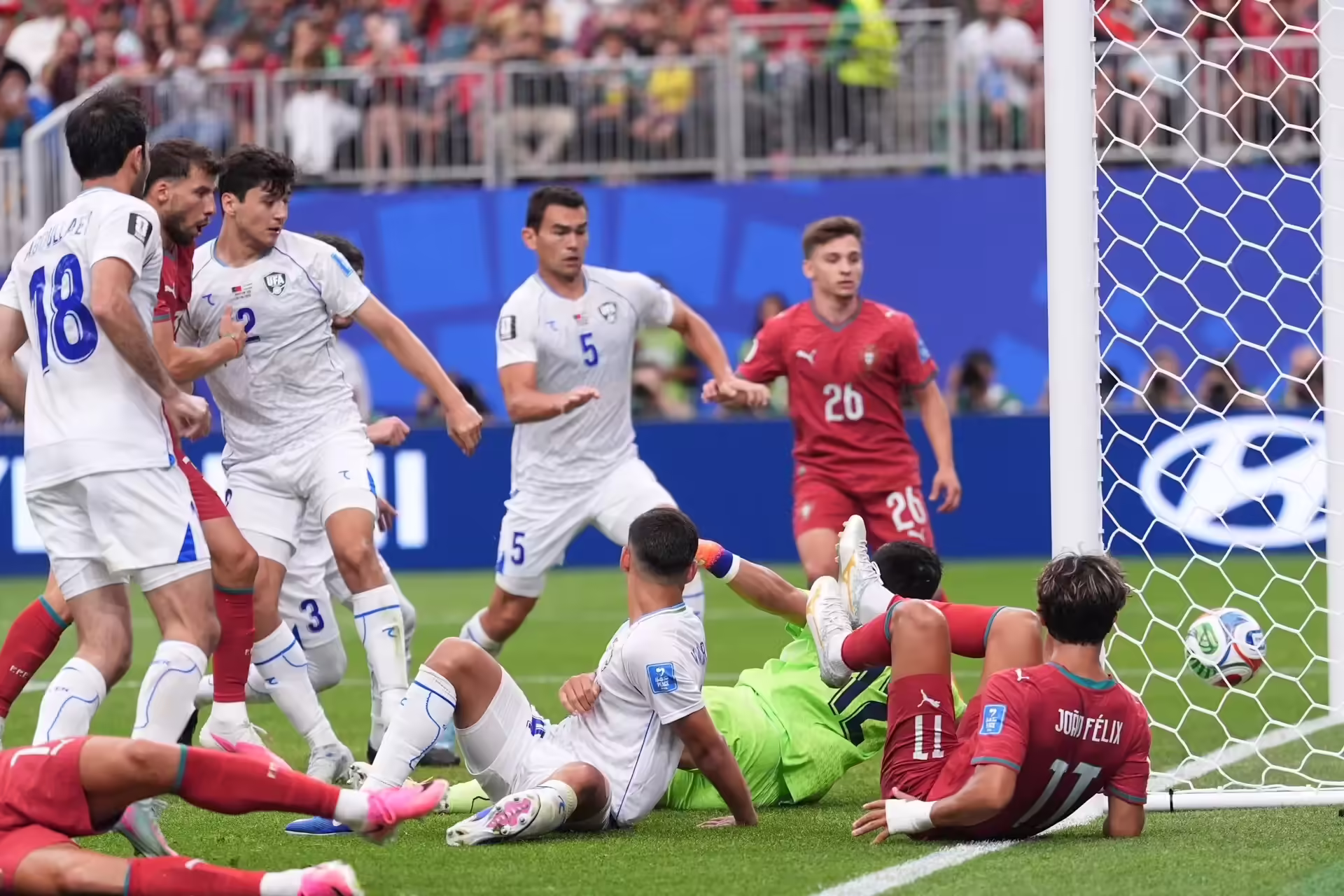 CORRECTION Uzbekistan Portugal WCup Soccer