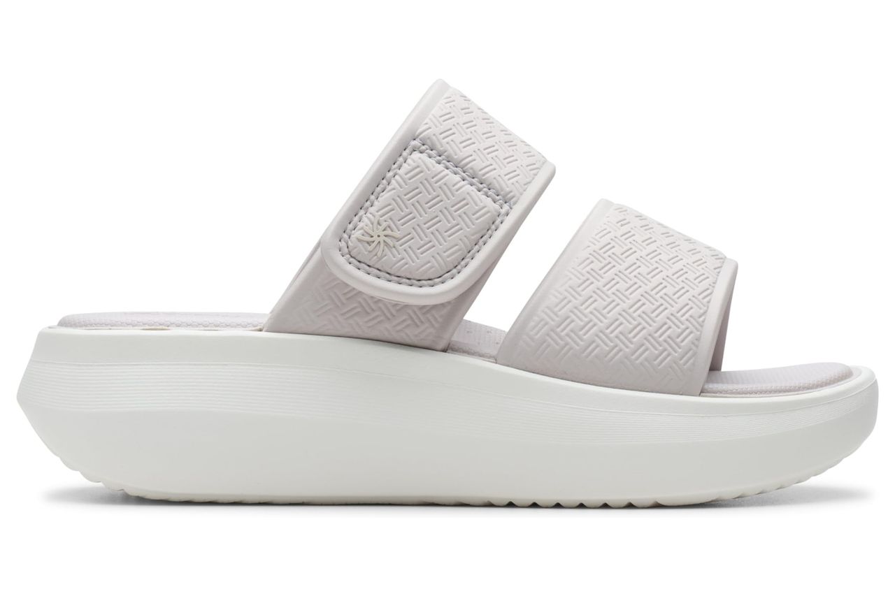 Clarks womens Solevana Star Credit: Amazon