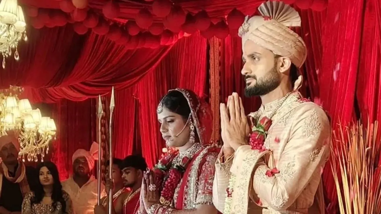 akash deep marriage photo