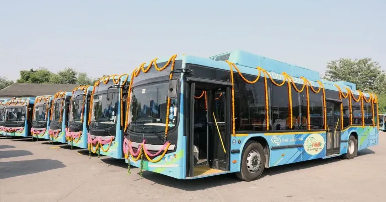 electric bus in delhi