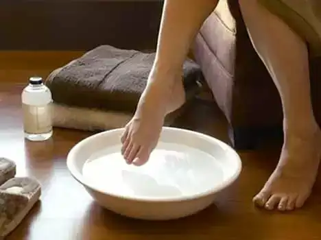 Natural remedies to get rid of foot odor