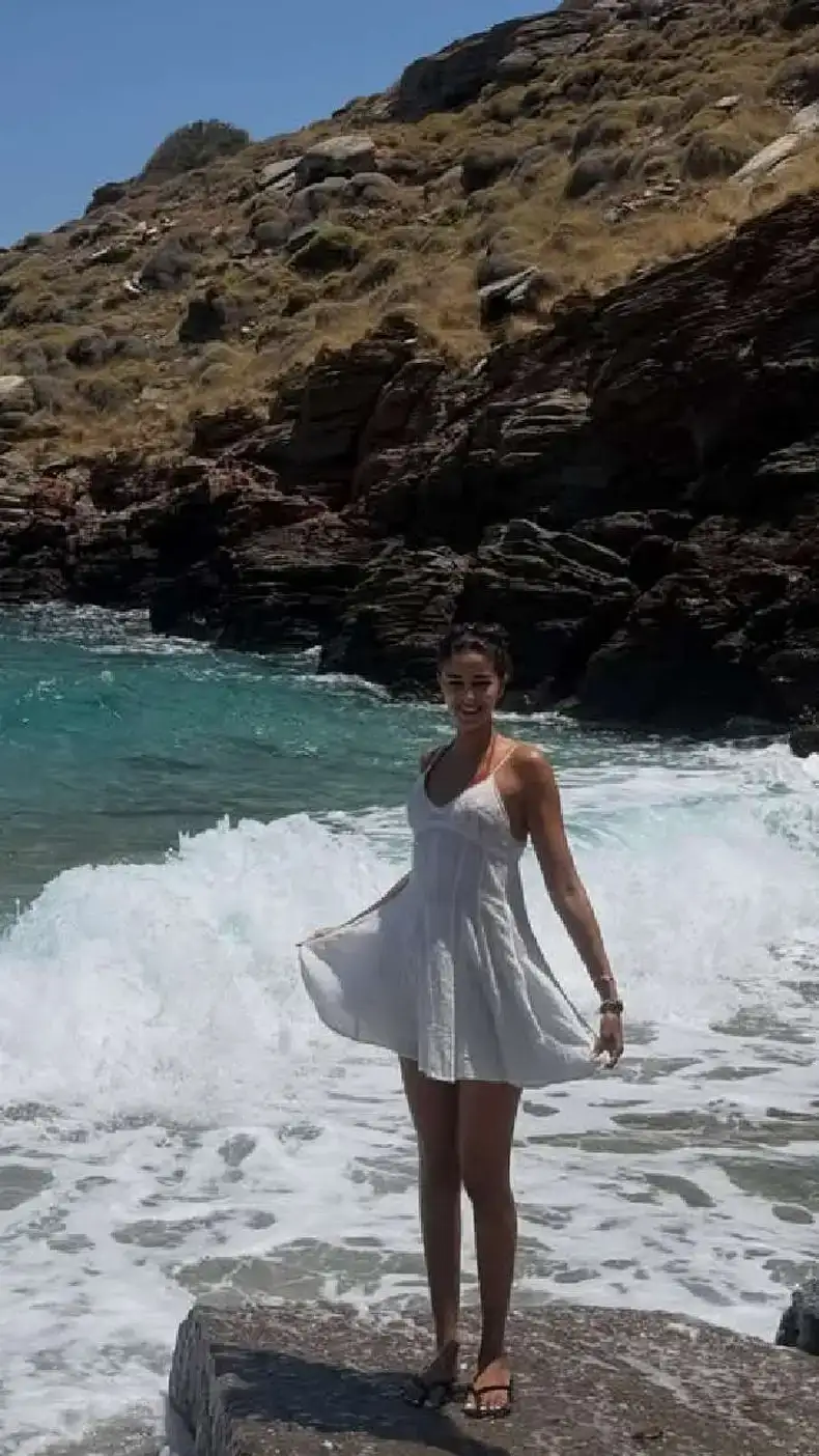 Ananya Pandey's beach vacation pictures viral on social media