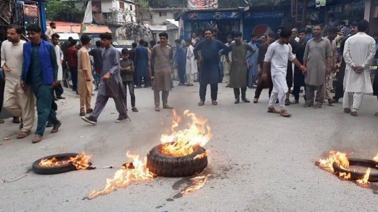 PoJK residents holding protest