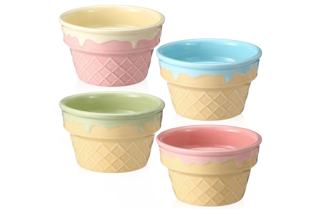 Honeydak 4 Pcs Ice Cream Ceramic Bowls Credit: Amazon