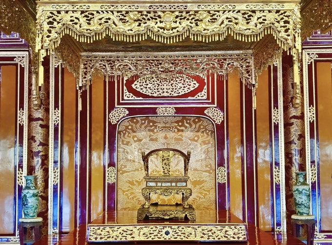 The Nguyen Dynasty throne on display at Hue Imperial Citadel after restoration, June 2026. Photo by Van Minh