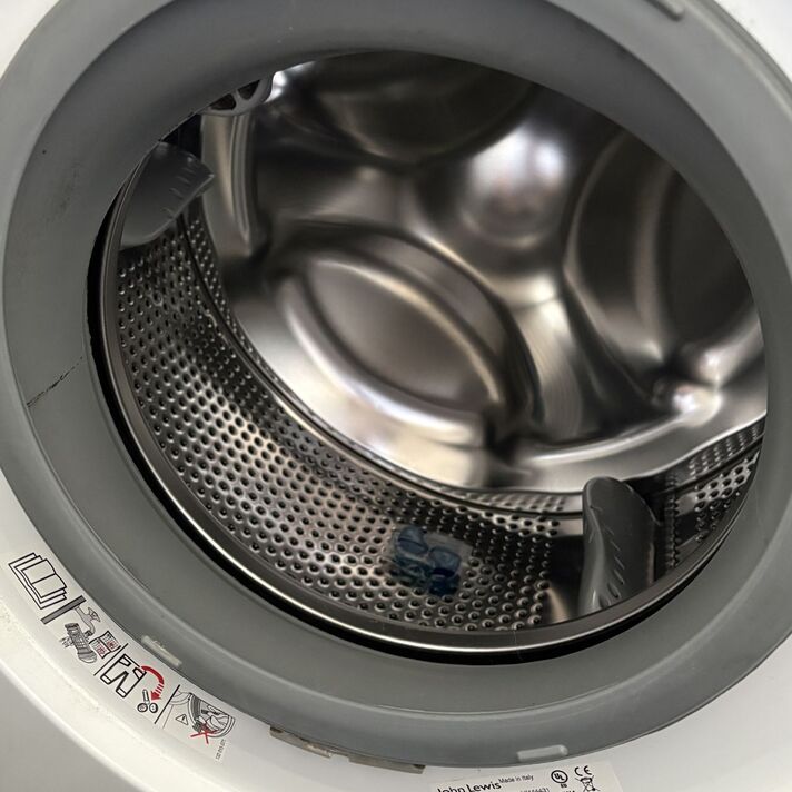 Washing machine drum