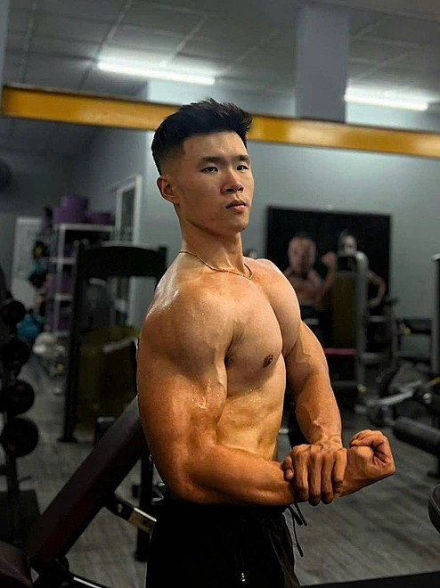 After losing weight, Long became a fitness trainer. Photo: Provided by the character