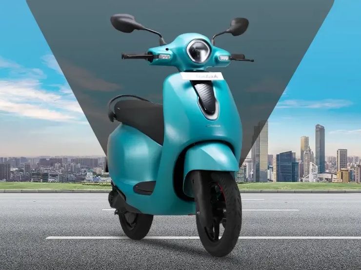 bajaj chetak c25 electric scooter launched 1 bajaj chetak c25 electric scooter launched 1