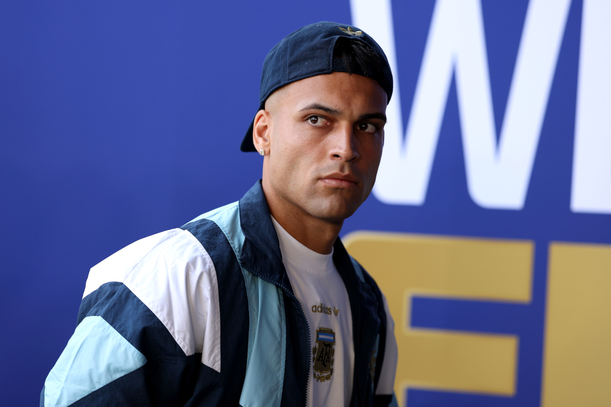 EAST RUTHERFORD, NEW JERSEY - JULY 19: Lautaro Martinez #22 of Argentina arrives at the stadium before the FIFA World Cup 2026 Final match between Spain and Argentina at New York New Jersey Stadium on July 19, 2026 in East Rutherford, New Jersey. (Photo by Florencia Tan Jun/Getty Images)
