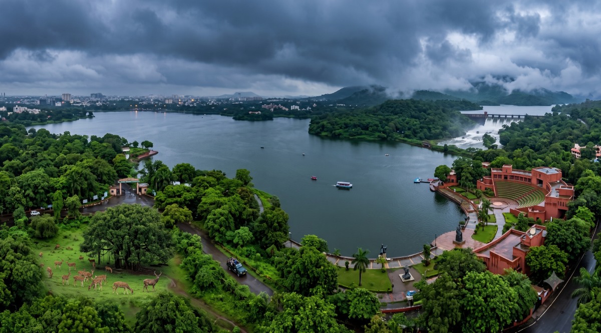 Monsoon Travel in MP: Monsoon Travel in MP: