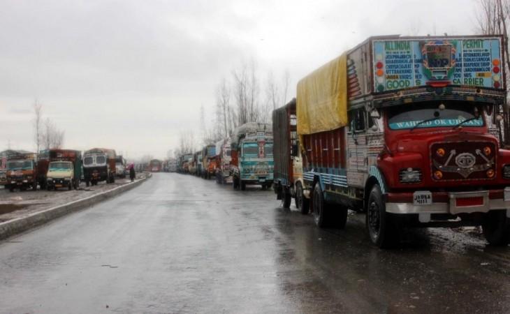 The Jammu-Srinagar National Highway, The Jammu-Srinagar National Highway,
