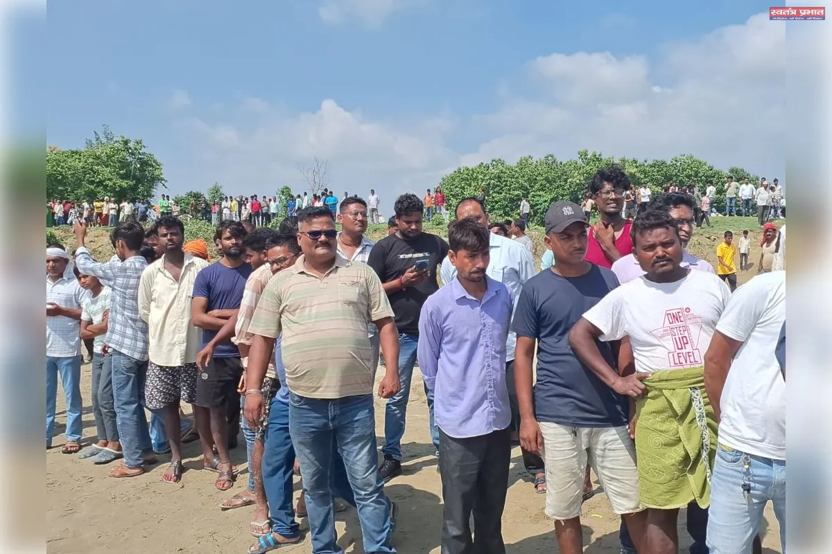 Siddharthnagar: Three youth drowned in the river during the last rites at Baidauli Ghat, search continues.